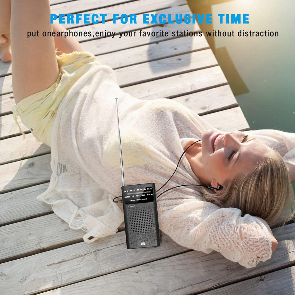 ZORBES AM/FM Pocket Radio with Speaker & Headphone Jack