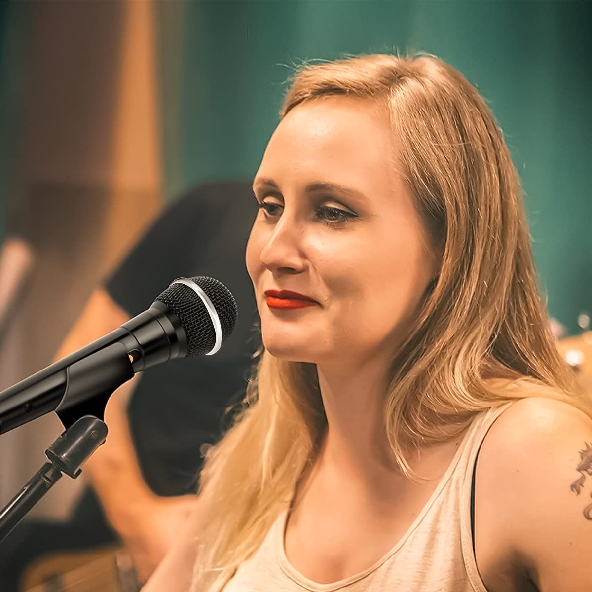 ZORBES® Handheld Wired Microphone, Cardioid Dynamic Vocal Mic with 11ft Cable and ON/Off Switch, Ideally Suited for Speakers, Karaoke Singing Machine, Amp or Mixer, Black