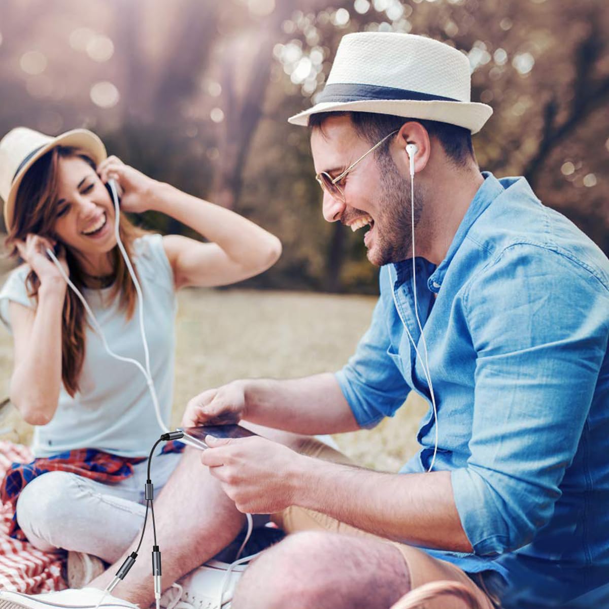 Verilux 3.5mm Audio Splitter Cable for PS5 and PC Headsets featuring Gold Plated Connector | 1.15ft